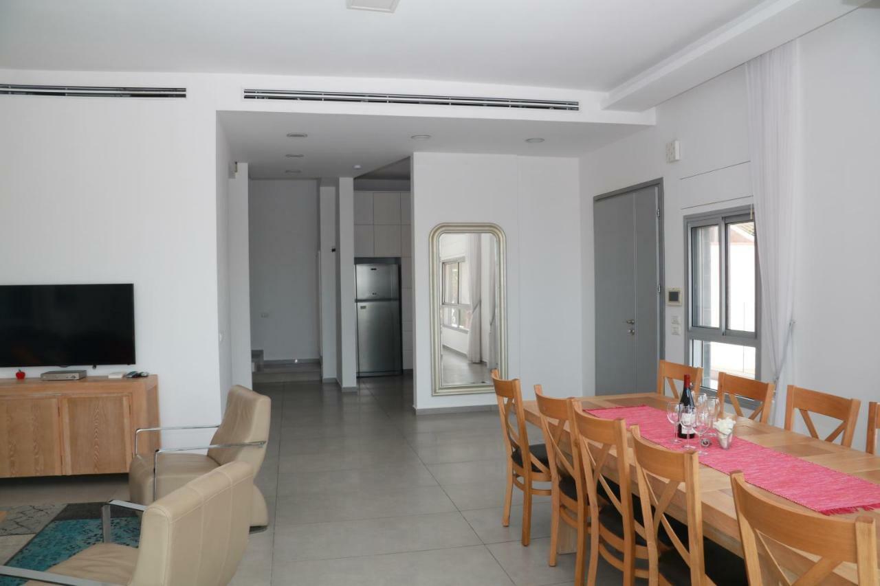 Seascape Terraces Netanya Villa Buitenkant foto