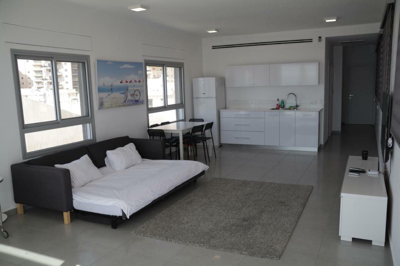 Seascape Terraces Netanya Villa Buitenkant foto